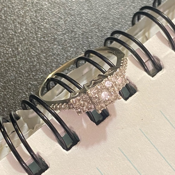 1/2 ct Diamond Three-Stone Ring in 10K White Gold - Picture 2 of 9